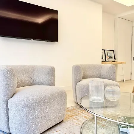 Lejlighed - 2 Bedrooms & 2 Bathrooms - 24p1 *